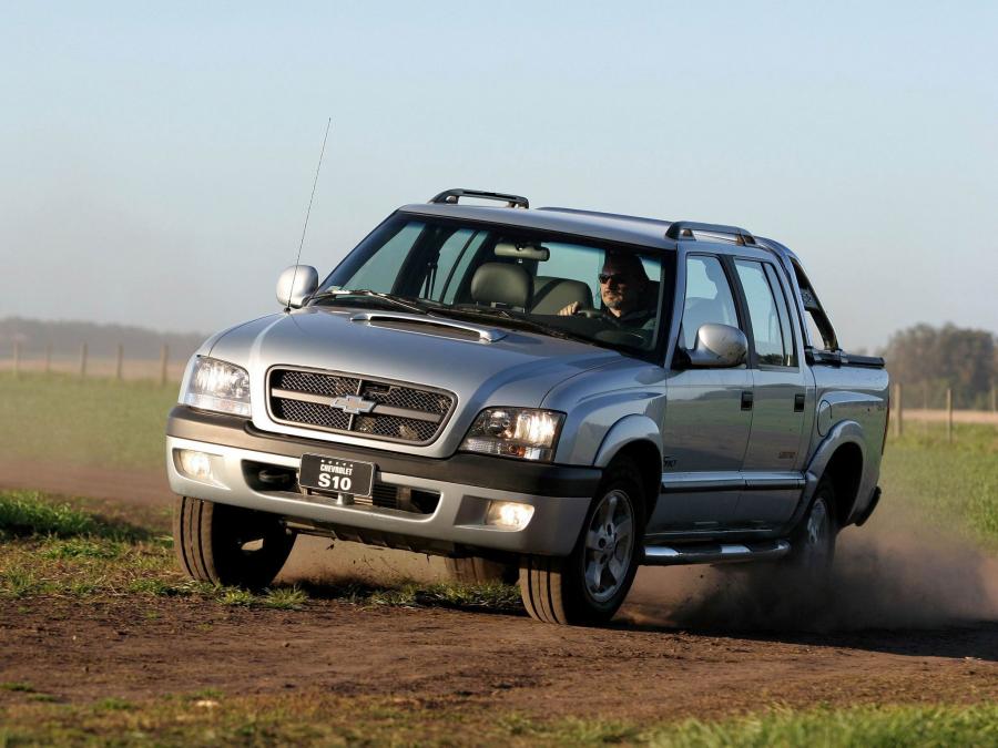  Chevrolet S-10 Crew Cab 2005 года  (BR) (фото 13 из 14)